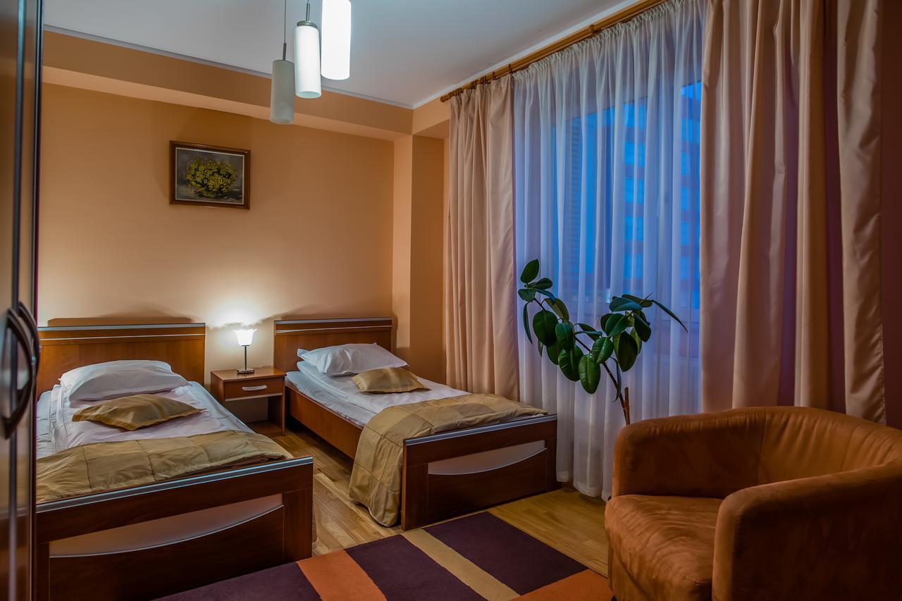 Hotel Maria Rădăuţi Εξωτερικό φωτογραφία